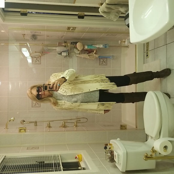 Cream Soft Leather Fringed Western   Jacket Studs - Picture 12 of 13